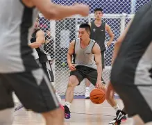 manbetx- 新疆男篮大胜深圳 