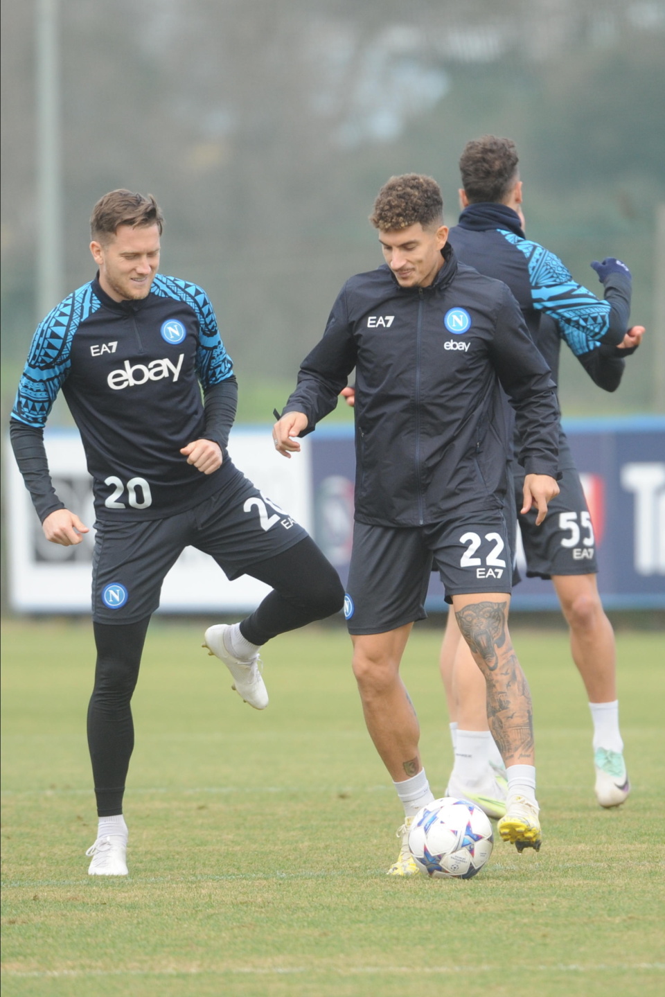 万博-多伦多猛龙加时末段状态回暖今晨纽约尼克斯备战欧超杯，窗口期洛杉矶快船备战欧冠直接炸裂的简单介绍