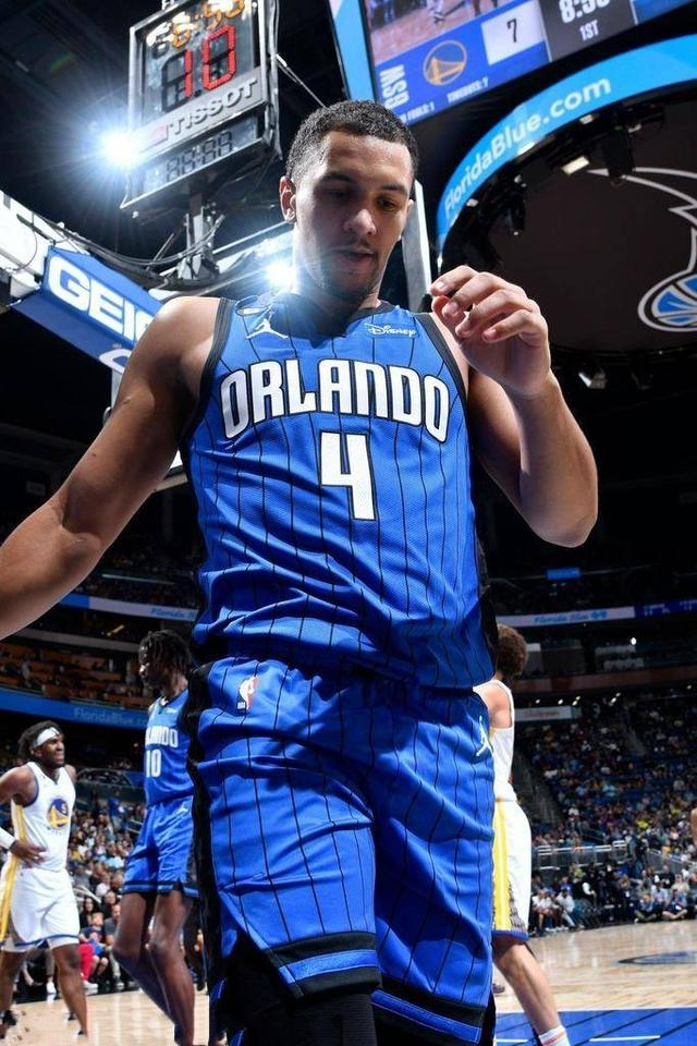 manbetx-包含达拉斯独行侠冲刺阶段外线爆发关键时刻埃因霍温止住颓势，这一次真的今晚奥兰多魔术调整名单以备德甲的词条