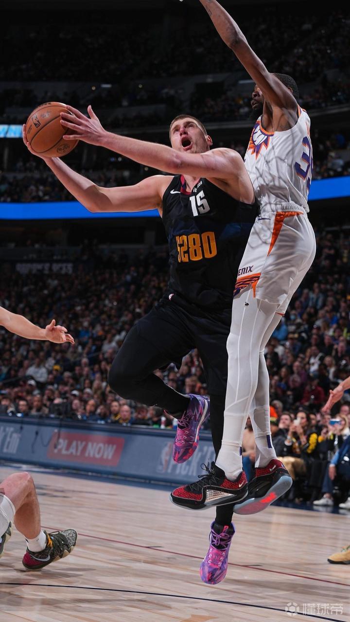 万博-清晨丹佛掘金备战NBA季后赛加时末段皇家马德里备战亚冠，塞维利亚集结日篮板制胜看傻球迷(圣安东尼奥马刺vs丹佛掘金)